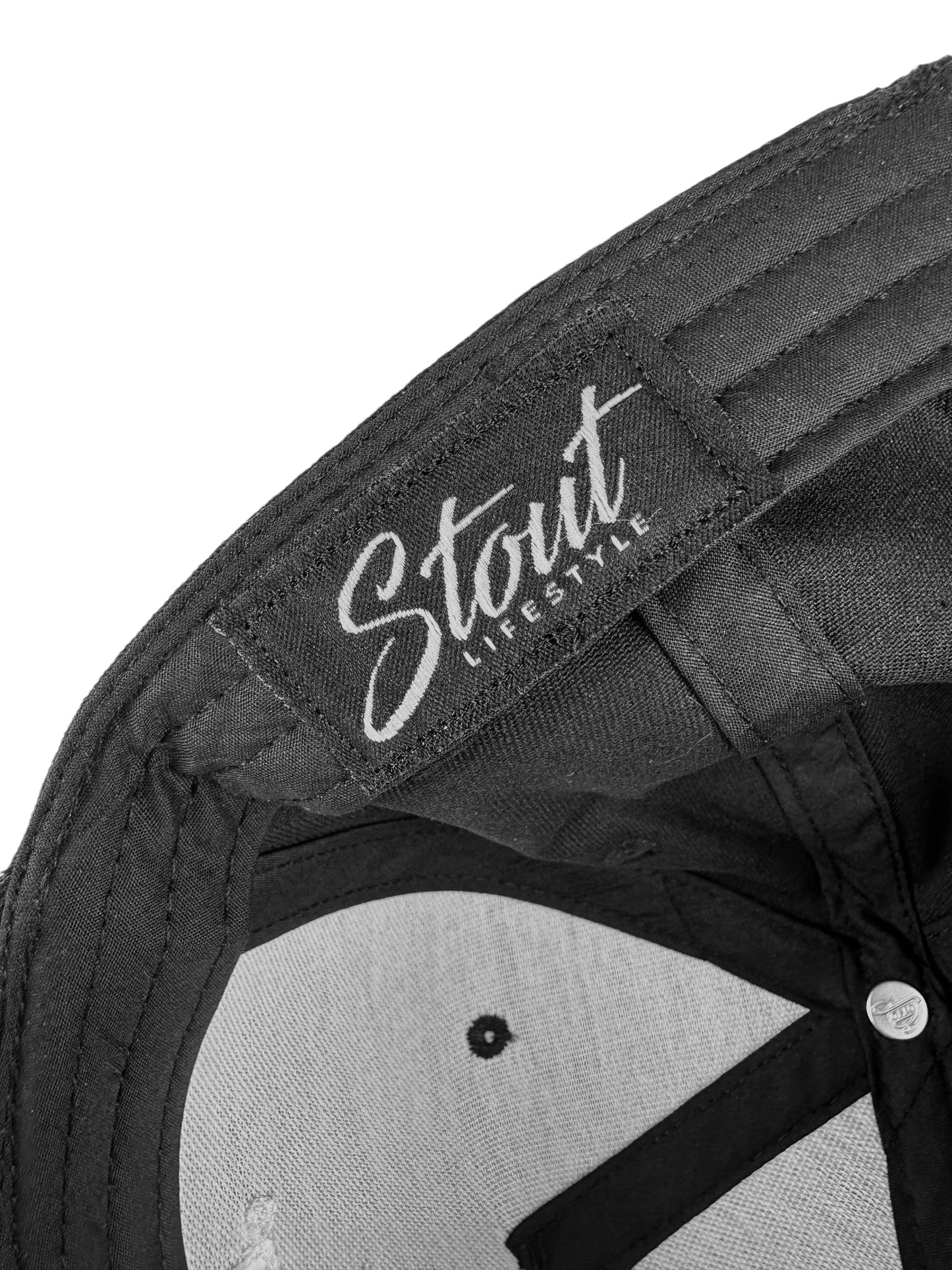 "Logo" Structured Mesh Hat (Black/Red)