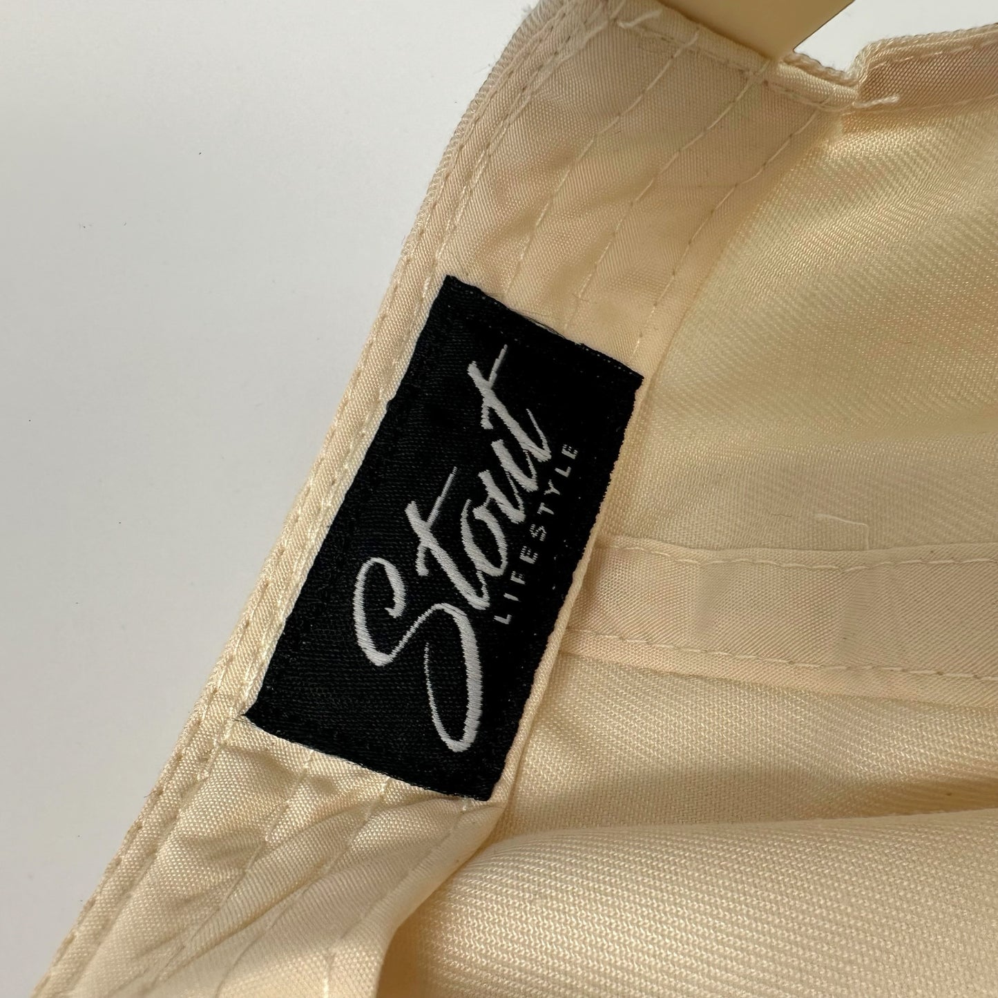 "Logo" Structured Hat (Off-White/Black)